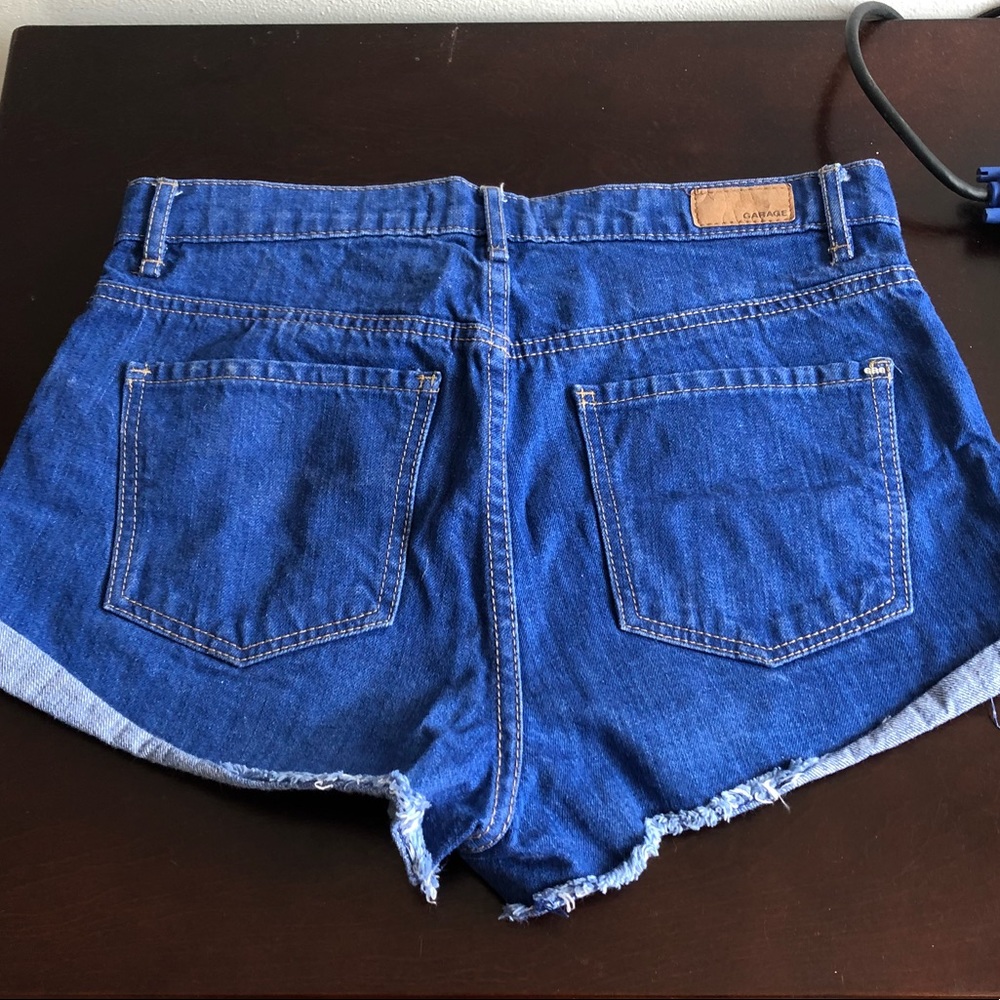 BLUE DENIM MID RISE SHORTS SIZE 7 - Picture 4 of 6